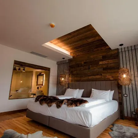 Hanul Bucovinei Hotel *